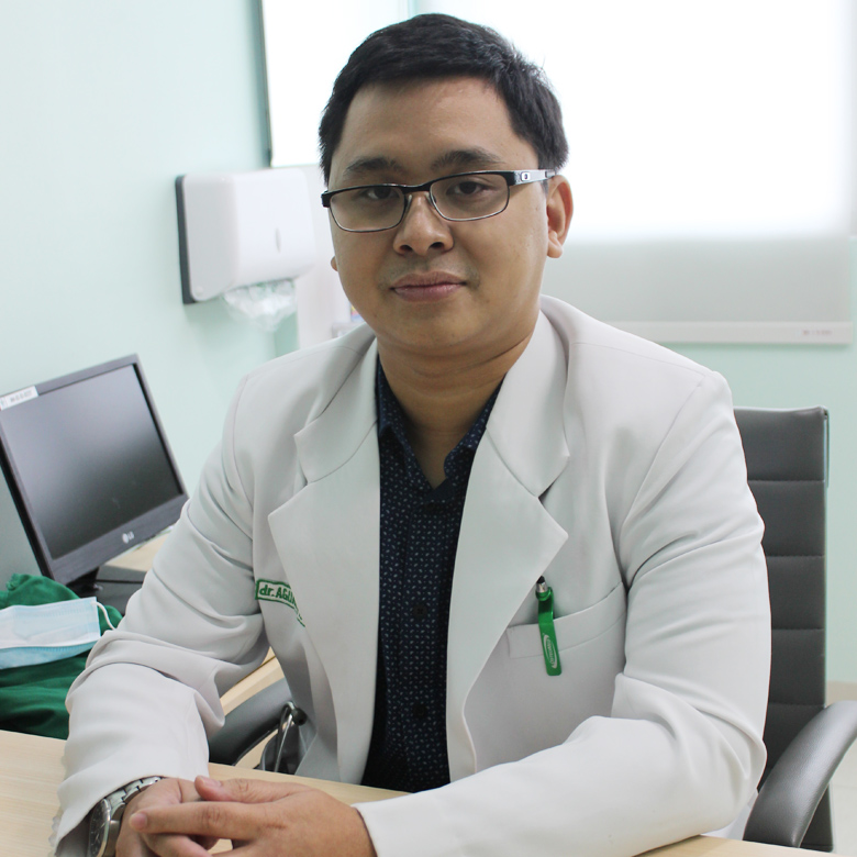 Profile Dokter - Rumah Sakit Triharsi Surakarta